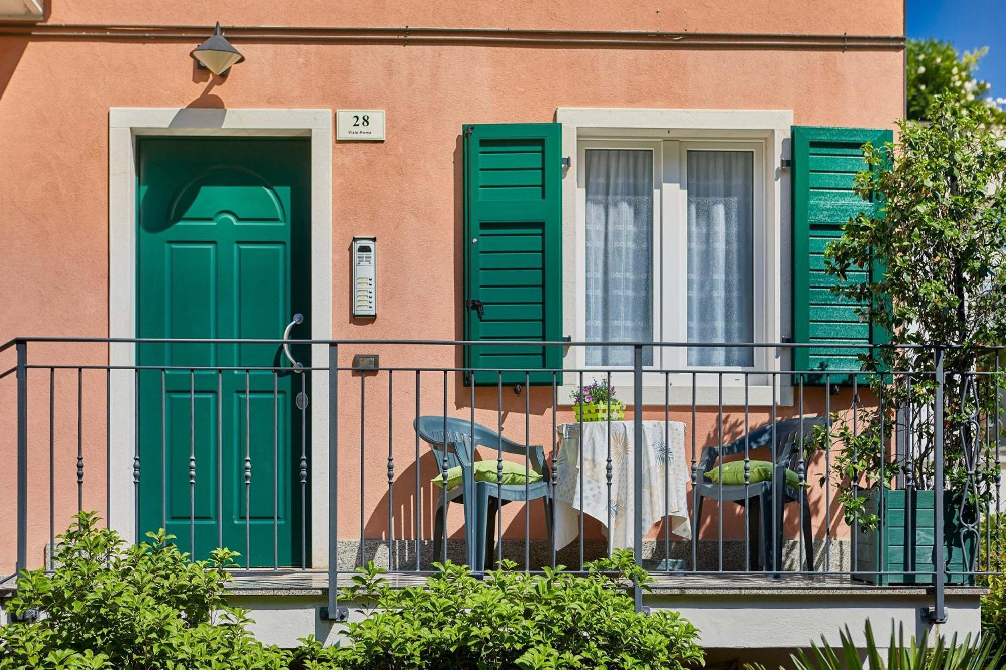 Komfort Mit Aussenbalkon * Riva del Garda