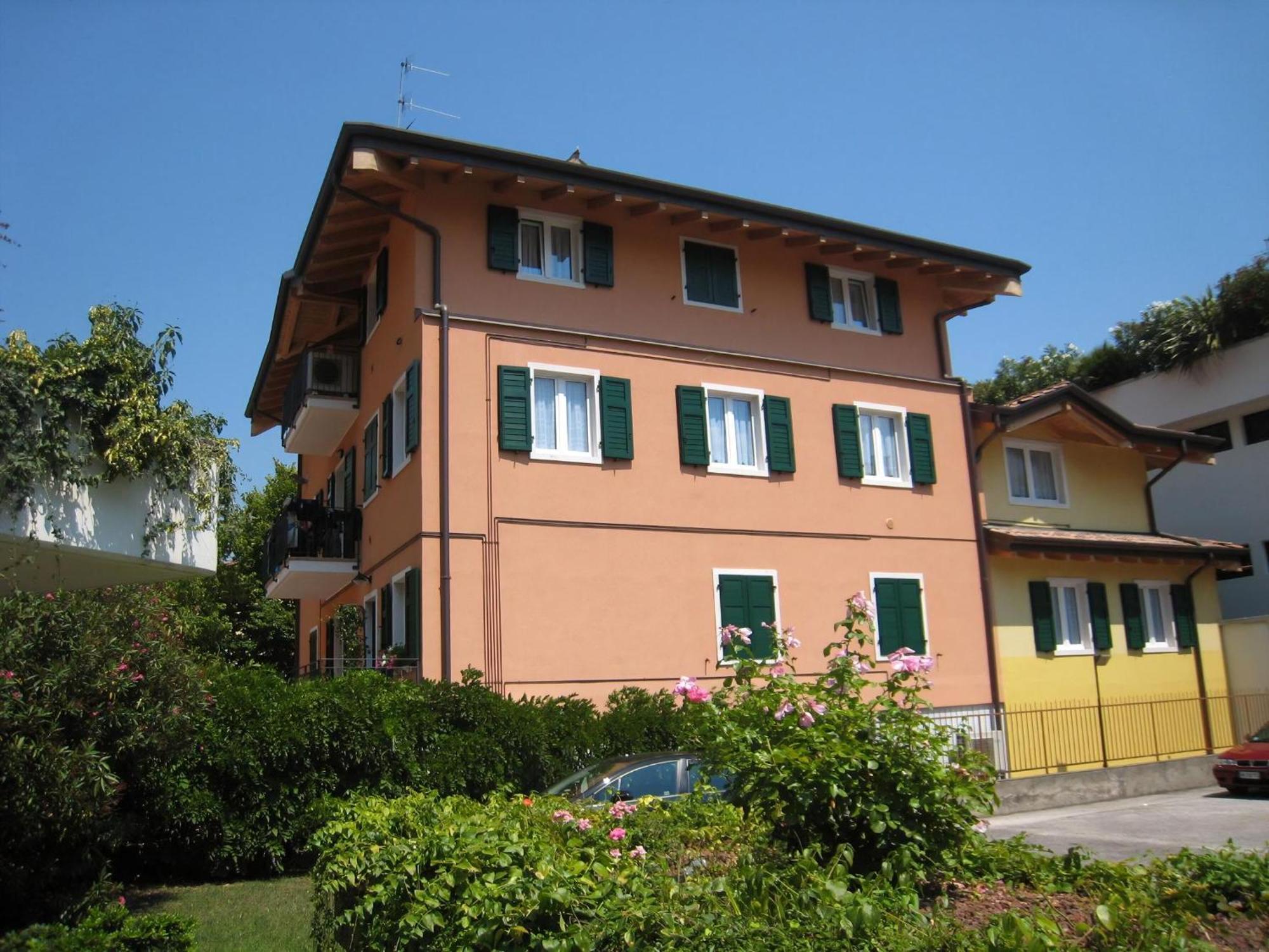 Komfort Mit Aussenbalkon Apartment