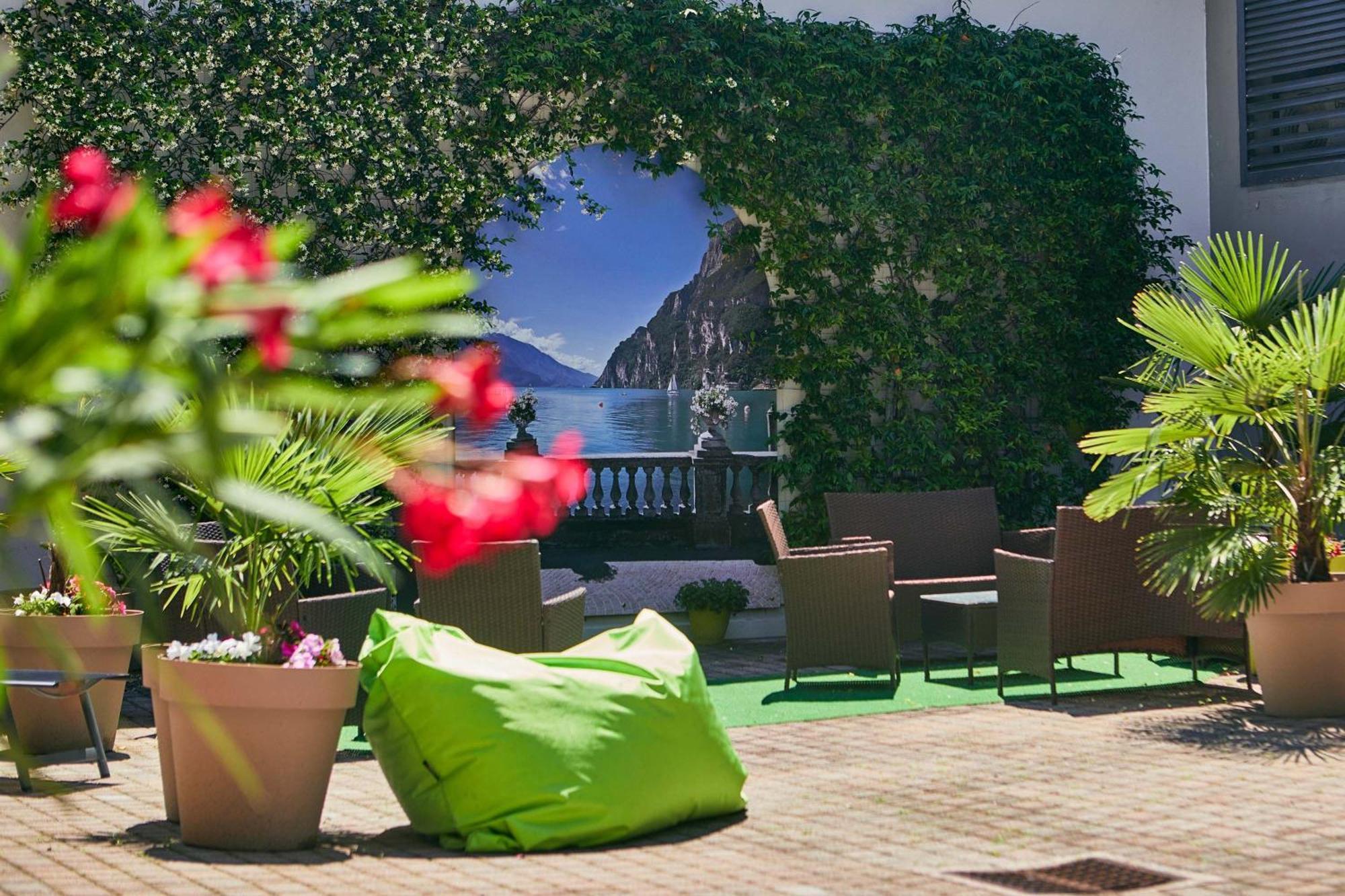 Komfort Mit Aussenbalkon * Riva del Garda