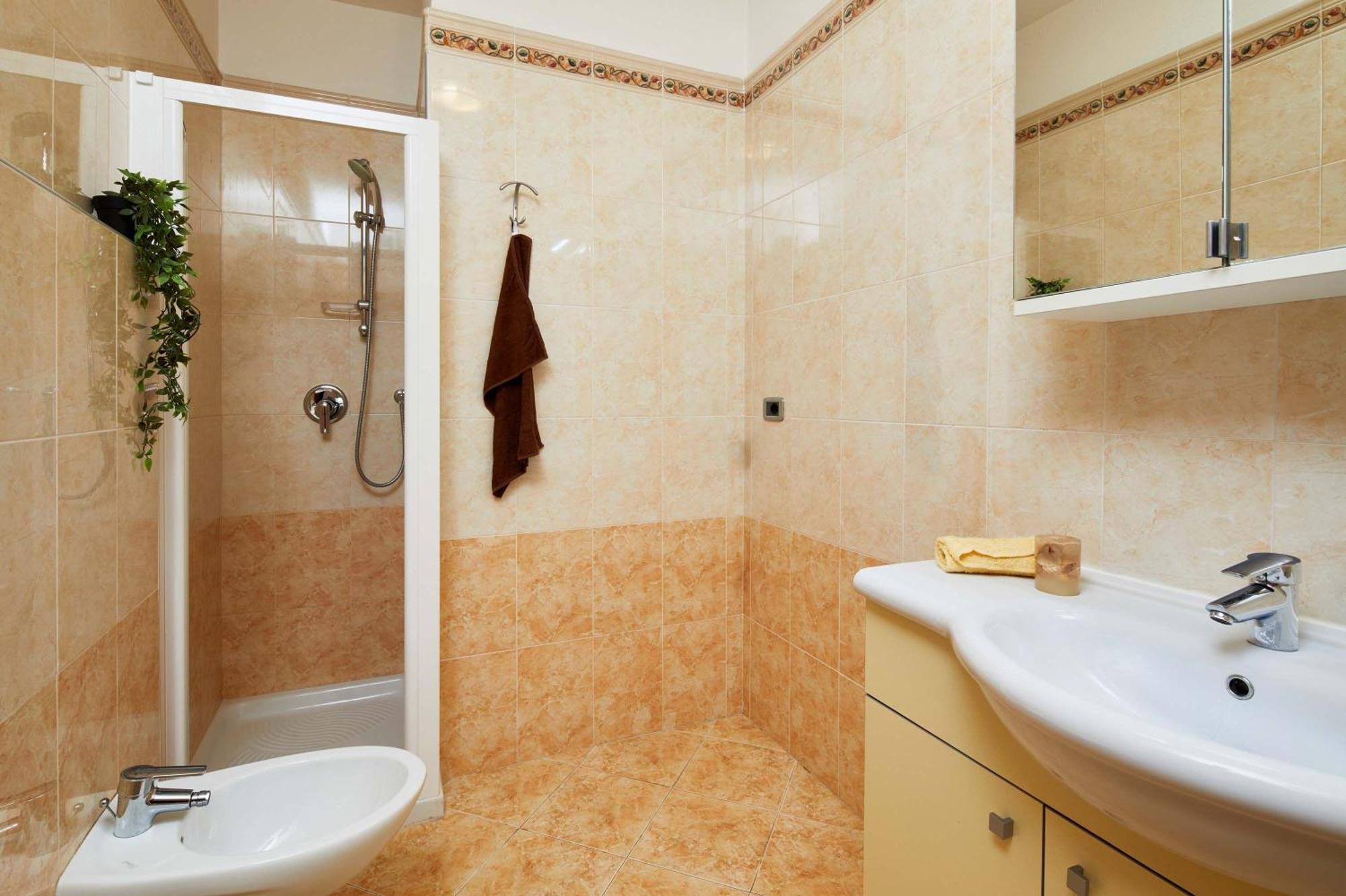 Appartamento Komfort Mit Aussenbalkon Riva del Garda